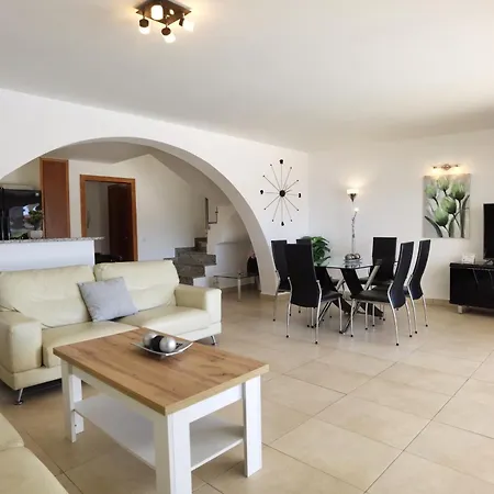 Leon Inmo Luxusvilla Coral - 10190 Vil·la Empuriabrava