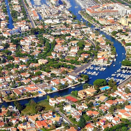 Leon Inmo Luxusvilla Coral - 10190 Empuriabrava